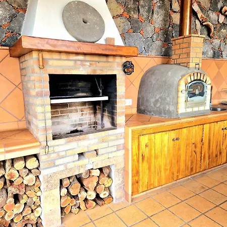 Loros Icod De Vinos By Hrtenerife Net Villa Santa Cruz de Tenerife